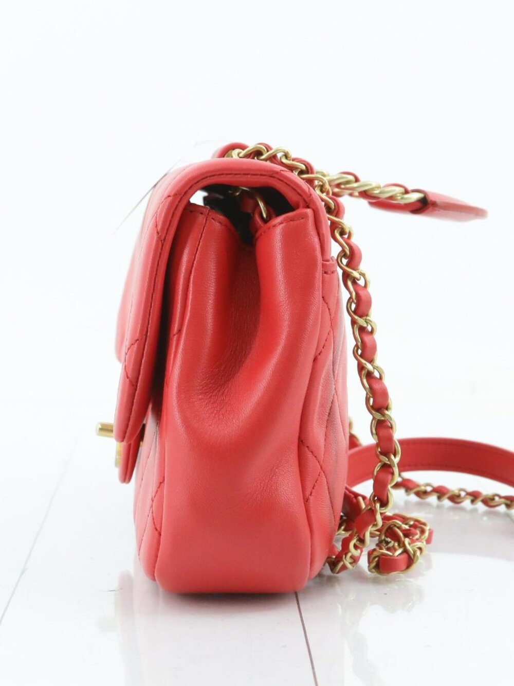 Chanel Red Two-Way 29-Series - Picture 3 of 14